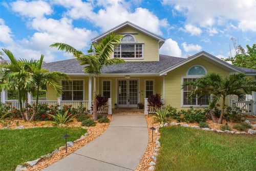 266 Florida Blvd, Crystal Beach, FL, 34681 | Card Image