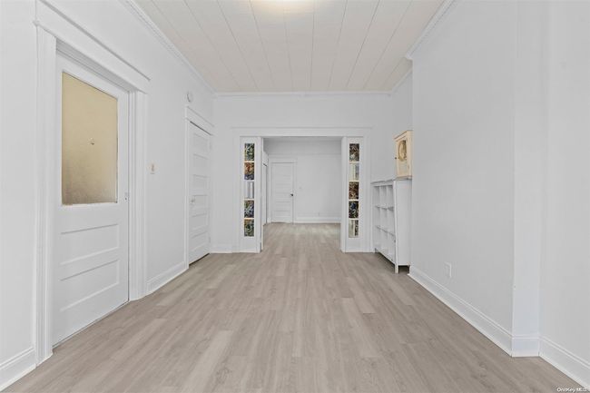 16-11 Cornelia St, Home with 7 bedrooms, 3 bathrooms and null parking in Ridgewood NY | Image 9