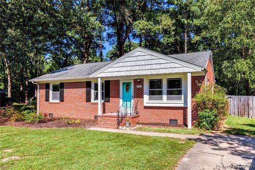 2705 Seaford Rd, Seaford, VA, 23696-2535 | Card Image