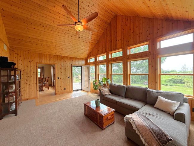 17216 County Road 5 Nw, House other with 5 bedrooms, 4 bathrooms and null parking in New London MN | Image 30