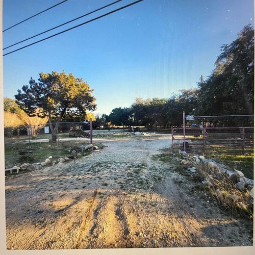 829 Tejas Trl, Bandera, TX, 78003-4557 | Card Image