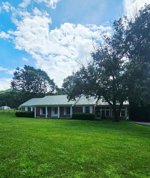 106 Rowland Creek Ln, Marion, VA, 24354-6876 | Card Image