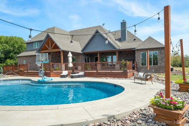 8320 E 80 Th St N, House other with 4 bedrooms, 6 bathrooms and null parking in Owasso OK | Image 42