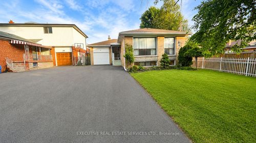 41 Ludgate Drive, Etobicoke, ON, M9W2Y2 | Card Image
