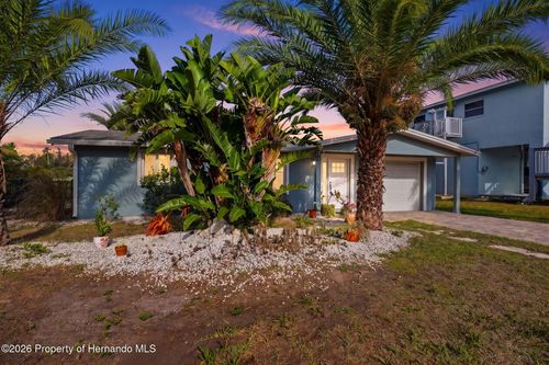 13231 Starfish Dr, Hudson, FL, 34667-1623 | Card Image