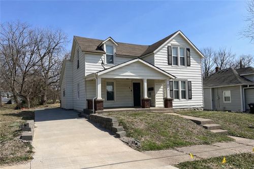 801 N Osage St, Independence, MO, 64050-2741 | Card Image