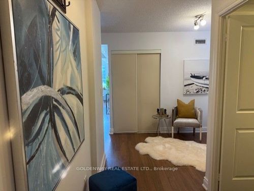 501-233 S Park Rd, Thornhill, ON, L3T0B3 | Card Image