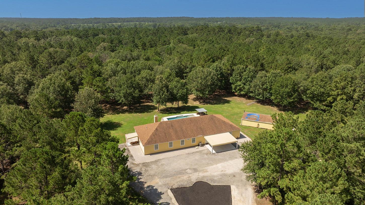 Farm in New Waverly 4