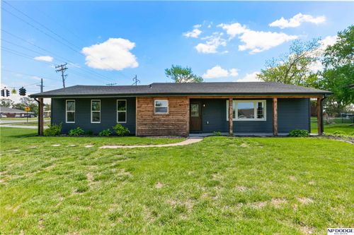 801 S East St, Valley, NE, 68064-9772 | Card Image