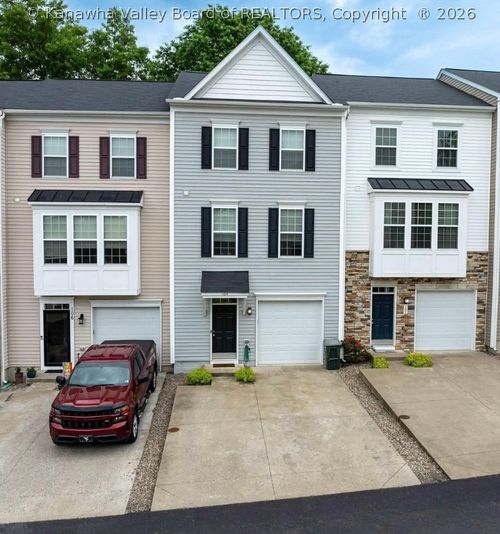 104 Woodside Dr, Morgantown, WV, 26508-1139 | Card Image