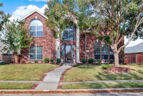 333 Green Acres Dr, Murphy, TX, 75094-3273 | Card Image