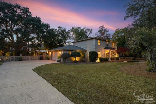 3925 Montalvo, Pensacola, FL, 32504-9044 | Card Image