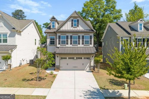 3395 Park Pointe Cir, Scottdale, GA, 30079-5602 | Card Image