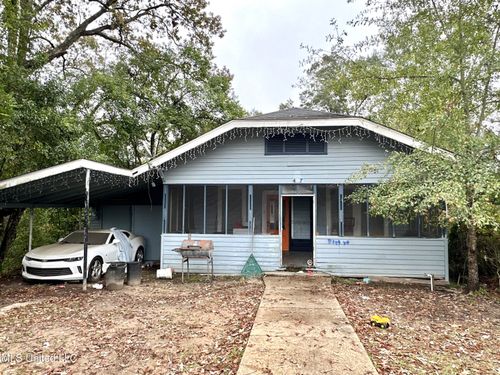 407 7th St, McComb, MS, 39648-4767 | Card Image