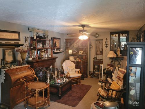 3142-3140-3142 Winding Creek Dr, Columbus, OH, 43223-3530 | Card Image