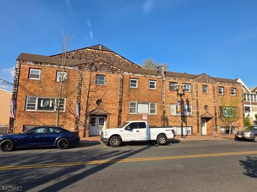 380 Somerset St, North Plainfield, NJ, 07060-4781 | Card Image