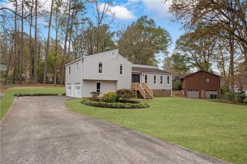 2532 Hidden Hills Dr, Marietta, GA, 30066-5242 | Card Image