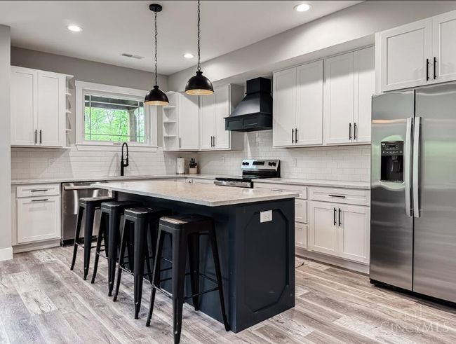 2142 State Line Rd, House other with 3 bedrooms, 4 bathrooms and null parking in West Harrison IN | Image 4