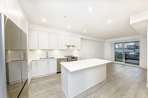 208-2160 Grant Ave, Port Coquitlam, BC, V3B0T3 | Card Image