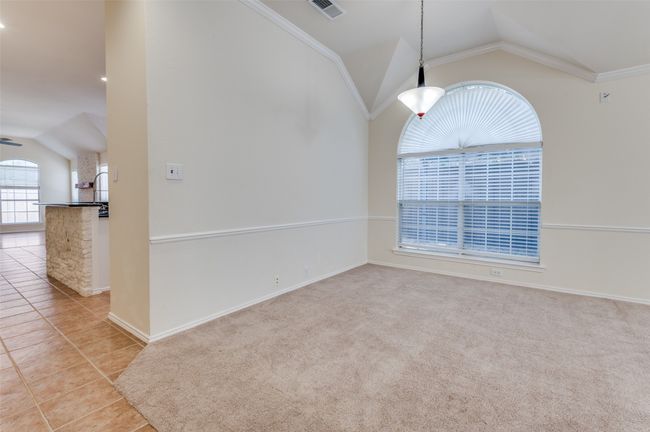 6717 Candlecreek Ln, House other with 4 bedrooms, 2 bathrooms and null parking in Plano TX | Image 6