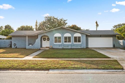 5548 Kingswood Dr, ORLANDO, FL, 32810-4552 | Card Image