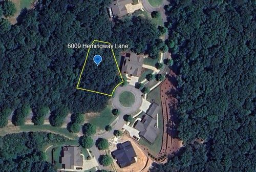 6009 Hemingway Ln, Gainesville, GA, 30506-7823 | Card Image