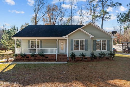 3015 Ellsworth Dr, Greenville, NC, 27834-4917 | Card Image