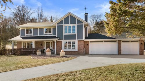 N6119 Willow Cir, Sullivan, WI, 53178-9759 | Card Image