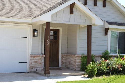 102 Walnut St, Whitesboro, TX, 76273-2135 | Card Image
