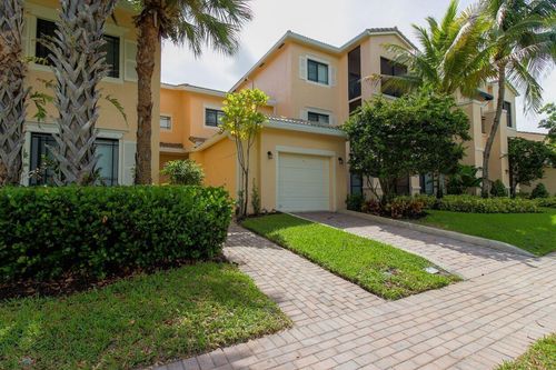 103-2807 Veronia Dr, Palm Beach Gardens, FL, 33410-2922 | Card Image