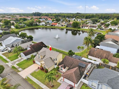 2805 Foxhall Dr E, West Palm Beach, FL, 33417-8157 | Card Image