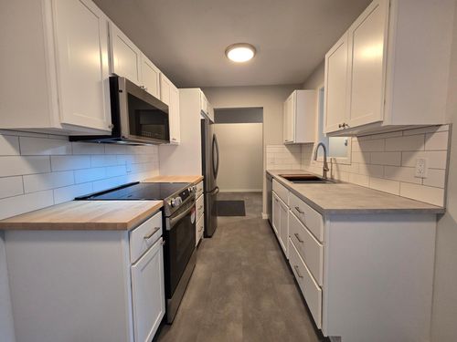 apt-a23-2005 E 122nd St, Burnsville, MN, 55337-3151 | Card Image