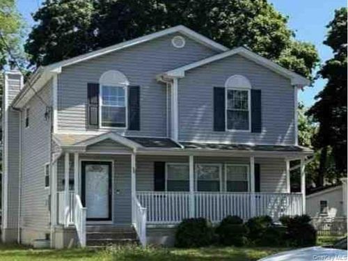 56 E Smith Street, Babylon, NY, 11701 | Card Image