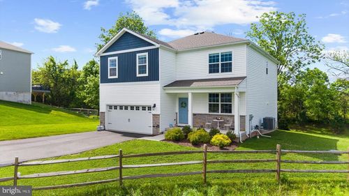 120 Eleanor Ct, GILBERTSVILLE, PA, 19525-8106 | Card Image