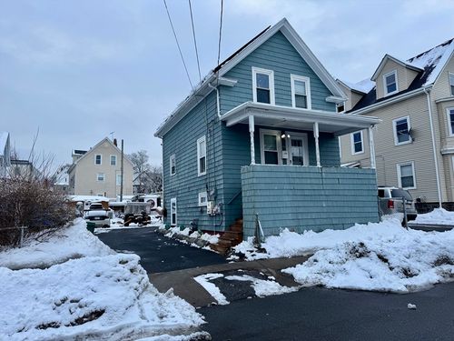 90 Sheridan St, Lynn, MA, 01902-2831 | Card Image