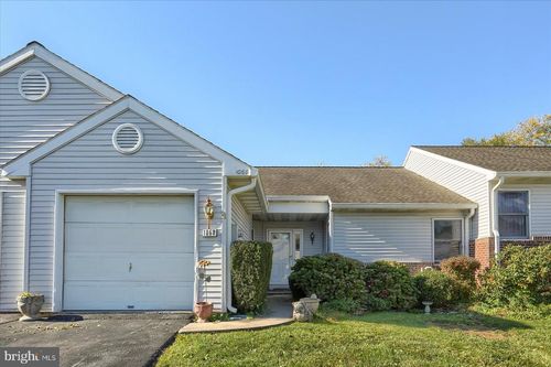 1068 Country Hill Dr, HARRISBURG, PA, 17111-4659 | Card Image