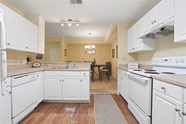 UNIT-18-202 - 4924 Bluffton Pkwy, Condo with 3 bedrooms, 3 bathrooms and null parking in Bluffton SC | Image 15