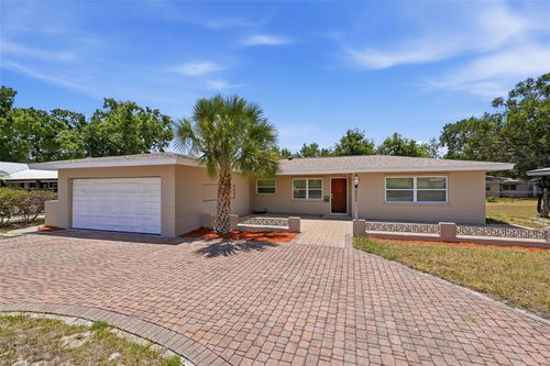 2440 66th Ave S, ST PETERSBURG, FL, 33712-5604 | Card Image