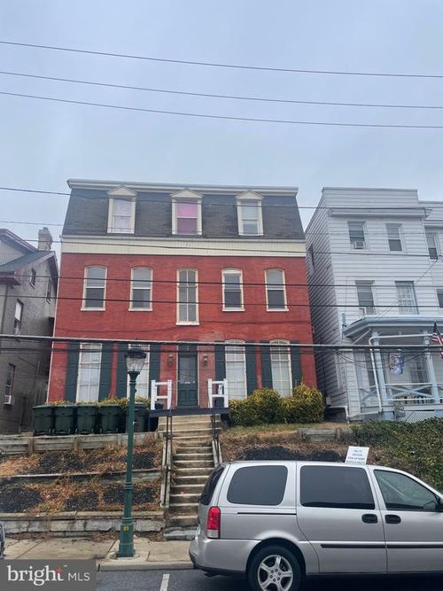 apt-5-165 Summit Ave, HAGERSTOWN, MD, 21740-5519 | Card Image