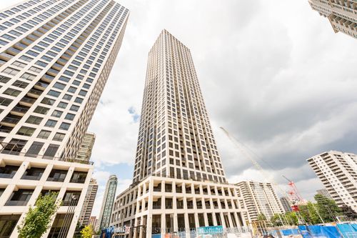 {{alt}} | Card Image