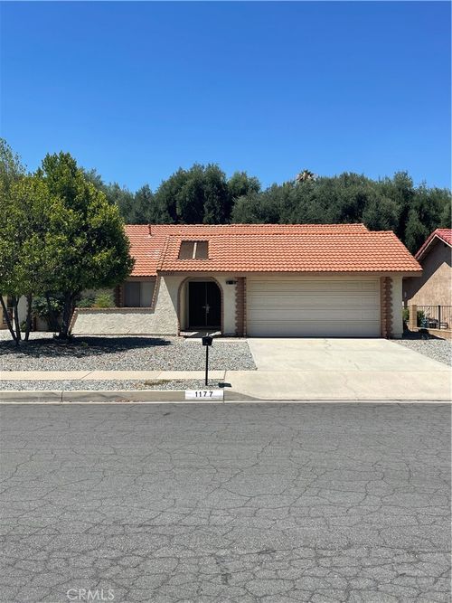 1177 Lemon Gum Ln, Hemet, CA, 92545 | Card Image
