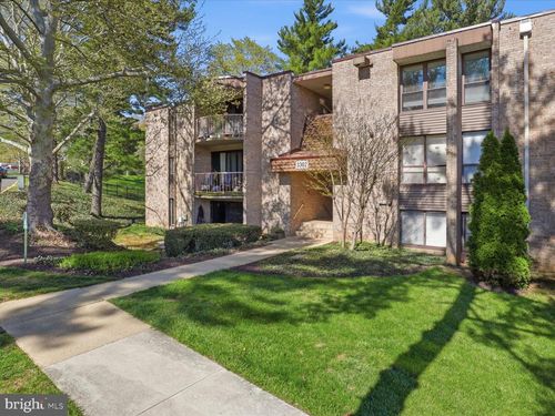 apt-t2-3320 Huntley Square Dr, TEMPLE HILLS, MD, 20748-6241 | Card Image