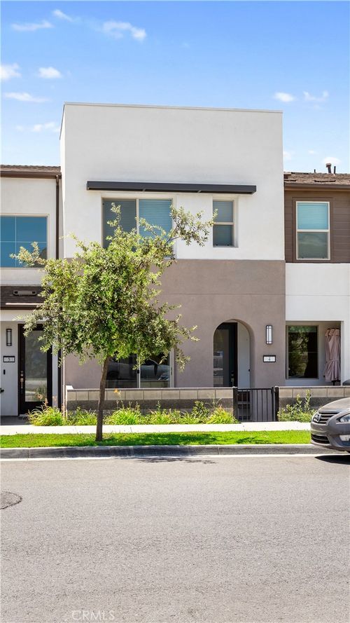 unit-4-3610 E Pollock St, Ontario, CA, 91761-0662 | Card Image