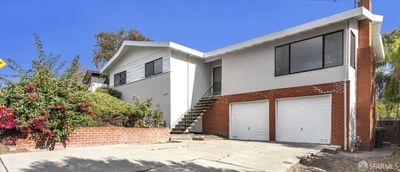 2814 Moyers Road, House other with 3 bedrooms, 2 bathrooms and 2 parking in San Pablo CA | Image 2