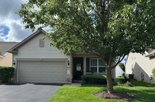 2821 Edgewater Dr, Elgin, IL, 60124-3112 | Card Image