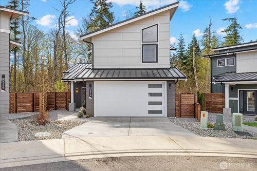 574 Creston Ct, Bellingham, WA, 98226-4268 | Card Image