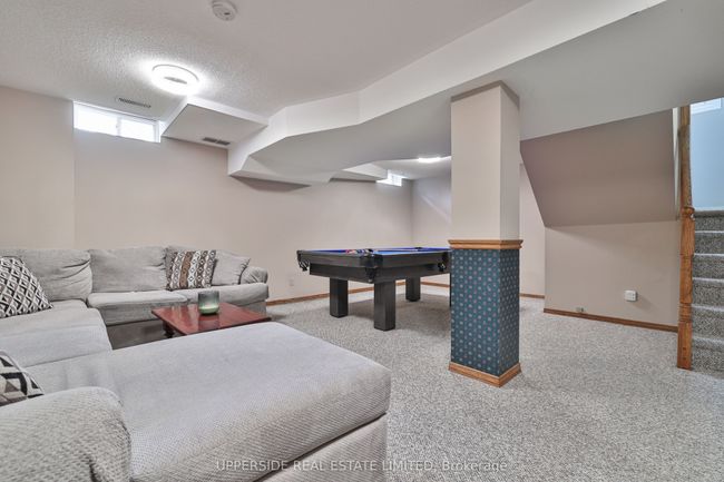 69 Janedale Cres, House other with 3 bedrooms, 2 bathrooms and 3 parking in Whitby ON | Image 22