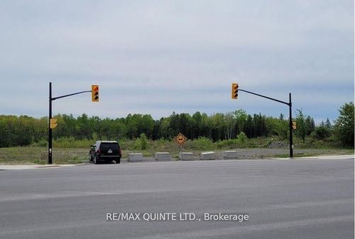 375 Bell Blvd, Belleville, ON, K8P5H9 | Card Image
