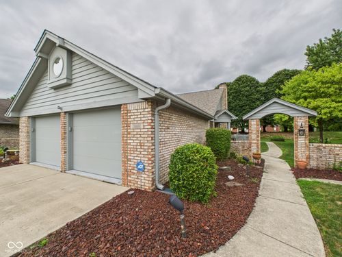 2440 Sagamore Dr, Anderson, IN, 46011-9737 | Card Image