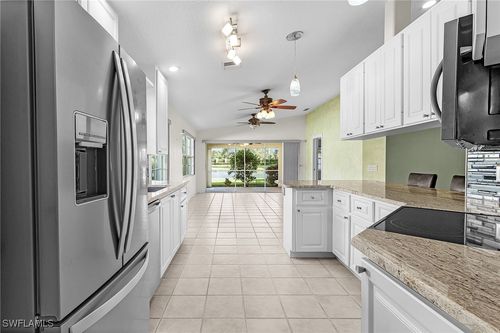 5021 Ventura Ct, NAPLES, FL, 34109-3390 | Card Image